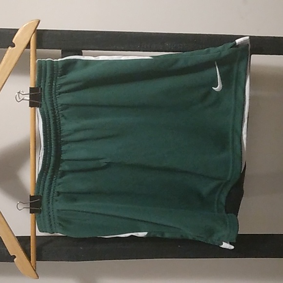 Women's Nike Face-Off Lacrosse Kilt Skirt NWT - Picture 3 of 8